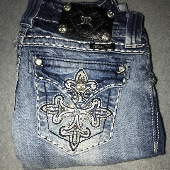 Miss Me Jeans - Picture 2 of 4